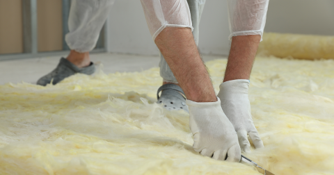 Czym ciąć wełnę mineralną?